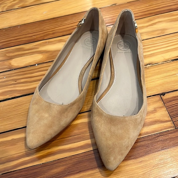 Tory Burch Elizabeth Flats in size 7.5 - Picture 1 of 7